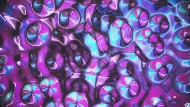 Textura iridescente multicolorida na moda de superfície vibrante ondulada com ondulações. Fluxo de reflexão metálico roxo, azure e azul. Design gráfico abstrato 3d renderização holográfica fundo em 4K. — Vídeo de Stock