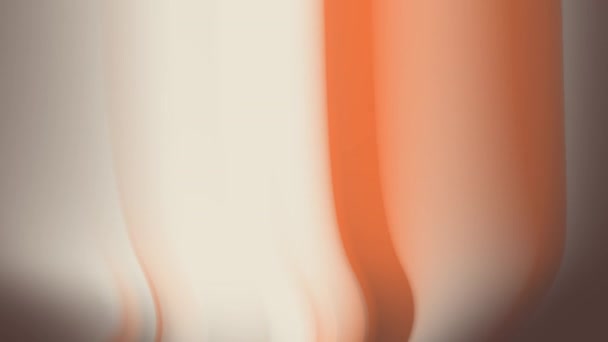 Mouvement abstrait coloré 3d rendant toile de fond de nuances pastel dégradé lignes verticales dans 2020 couleurs gris orange blanc tendance. Animé boucle belle illustration futuriste conçu en 4K . — Video