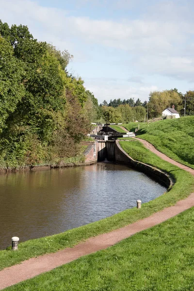 Vuelo de las esclusas del canal — Foto de Stock