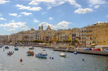 Liman manzarası ve Sliema, Malta.