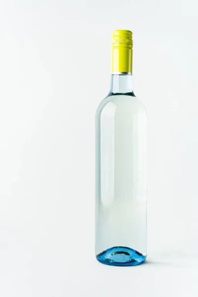 Бутылка Белого Вина Оформления Этикетки Светлом Фоне Алкогольный Напиток Брендинг — стоковое фото