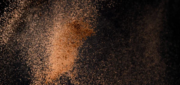 Explosión Polvo Cacao Movimiento Sobre Fondo Negro Polvo Chocolate Banner — Foto de Stock