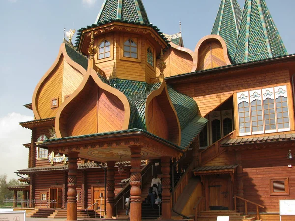 Kolomenskoy 皇宫在世纪 俄罗斯 — 图库照片