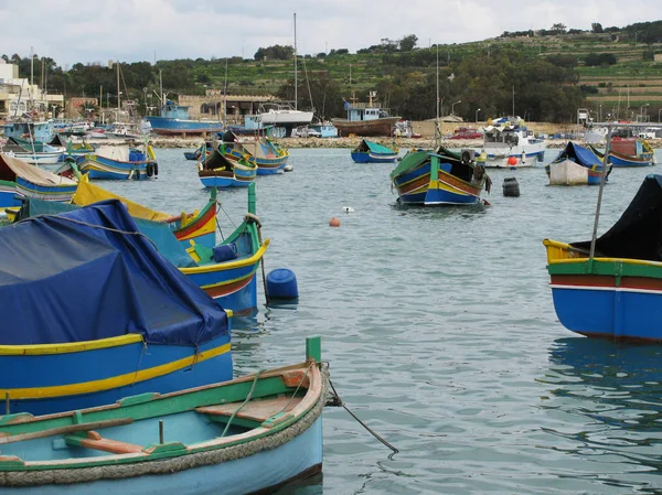 Balıkçı Tekneleri Limanda Marsaxlokk Malta — Stok fotoğraf