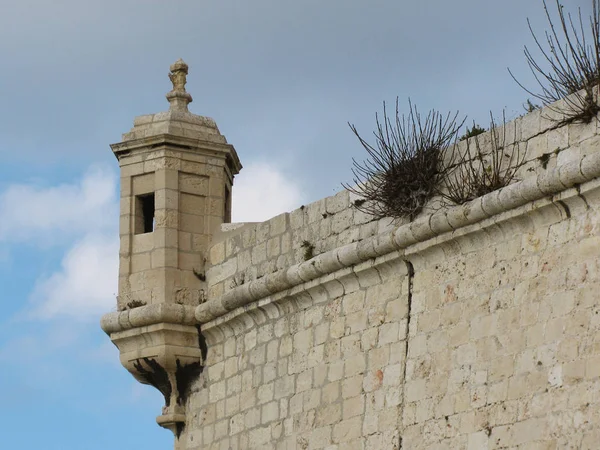               Eski Şehir'in mimaride. Malta. Üç şehirler.                 