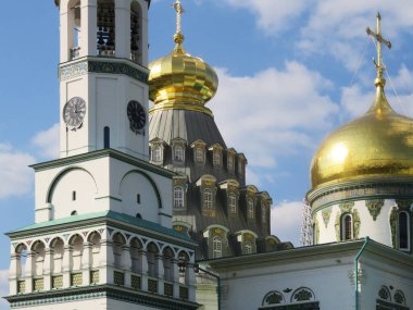 Istra 'daki Rus Ortodoks Kilisesi' nin tarihi manastırı Patrik Nikon tarafından kuruldu..                               