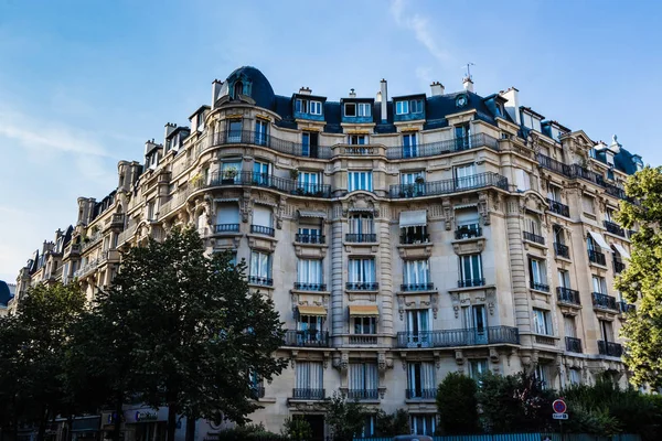 Neo-Rönesans Avenue de Suffren, Paris mimarisi