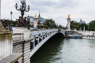 Pont Alexandre III (Alexander II Köprüsü), Paris