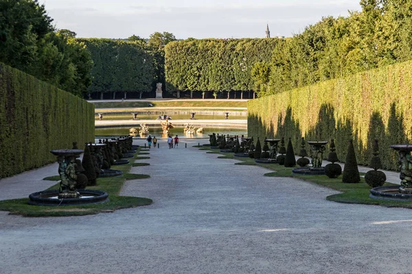 Allee Eau Dragon Fountain Los Jardines Del Palacio Versalles Francia —  Fotos de Stock