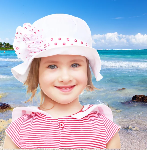 The little girl in the hat — Stock Photo, Image