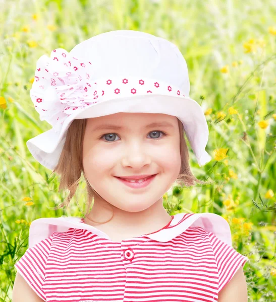 Den lilla flickan i hatten — Stockfoto