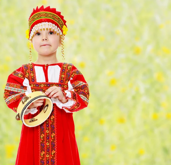 Ragazza in costume nazionale russo . — Foto Stock