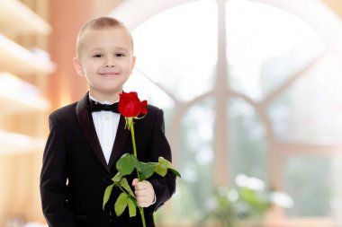 Gül çiçek küçük çocuk.