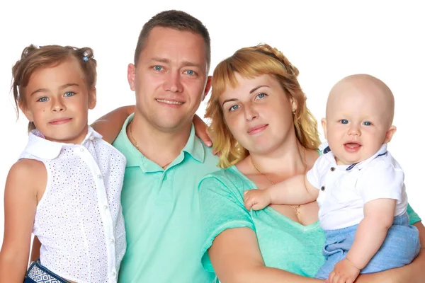 Glückliche Familie mit kleinen Kindern — Stockfoto