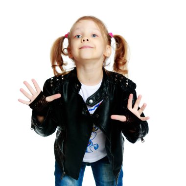 Güzel küçük bir kızın portresi.