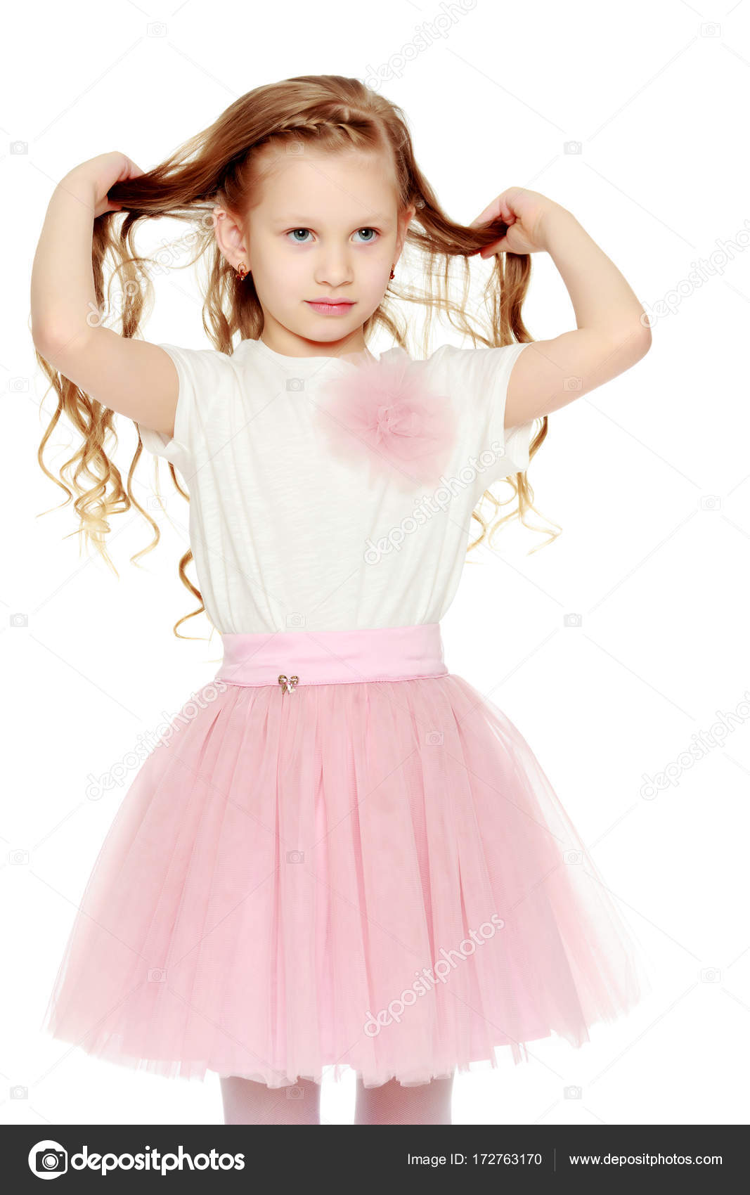 Beautiful little girl 56 years. — Stock Photo © lotosfoto1 172763170