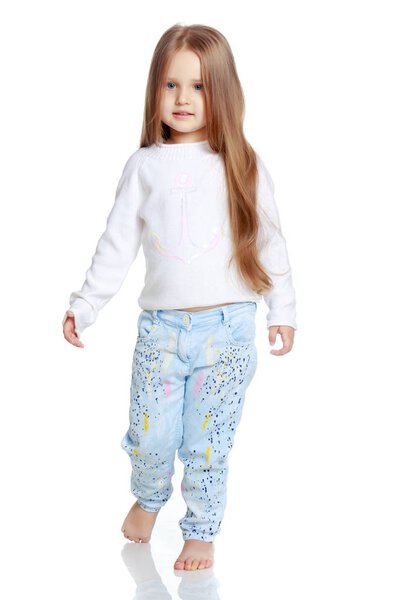 Портрет красивой маленькой девочки