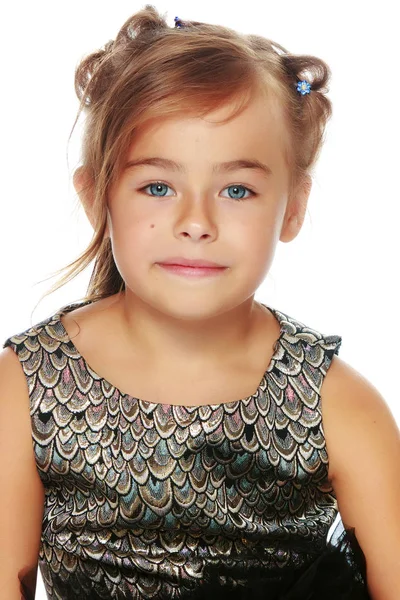 Retrato de una hermosa niña —  Fotos de Stock