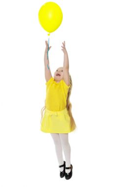 Balonlu küçük kız.