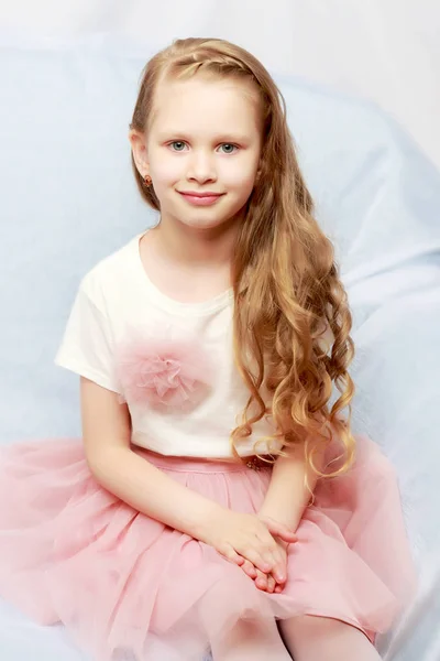 Menina bonita 5-6 anos . — Fotografia de Stock