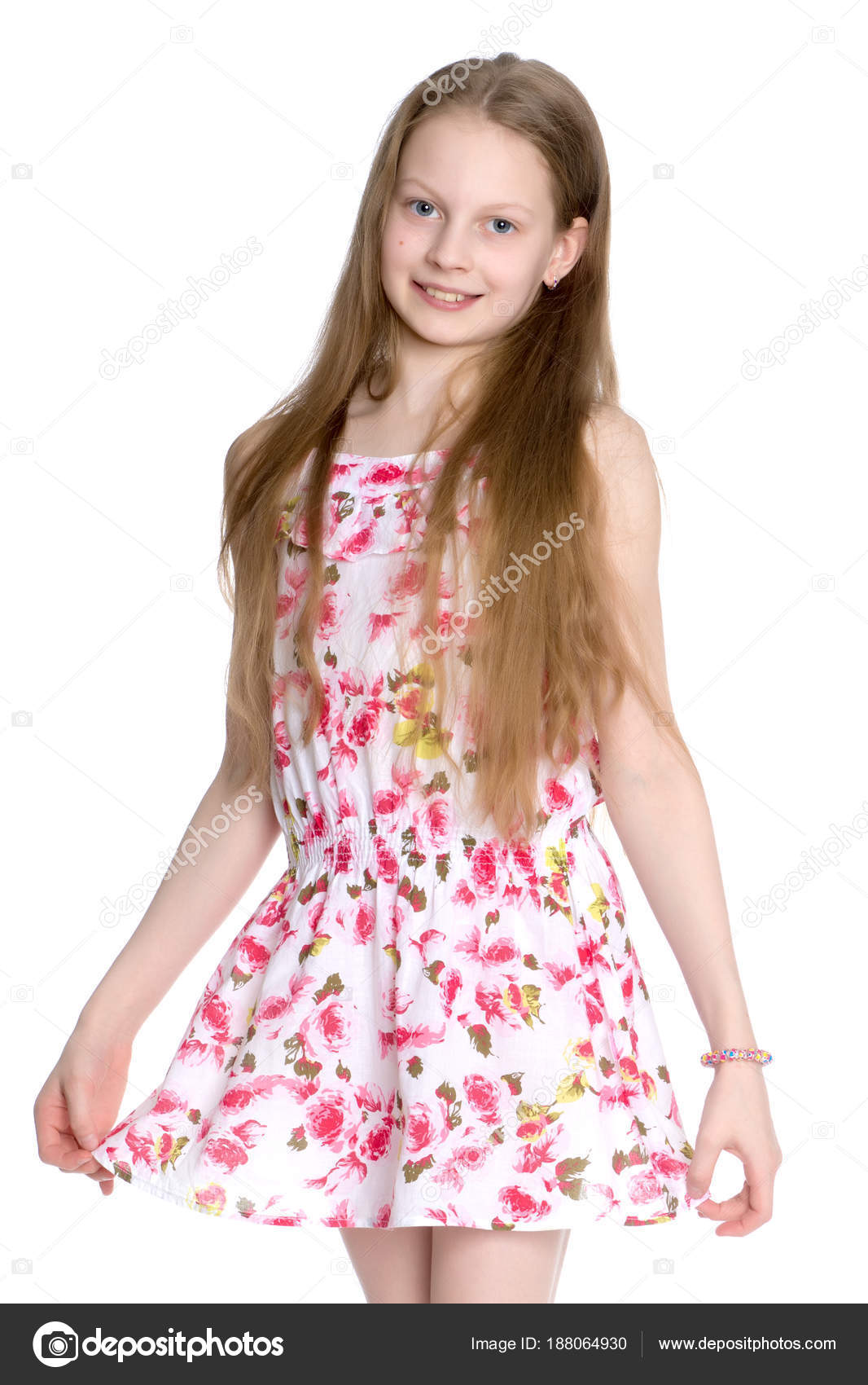 Little girl in short dress hot sale