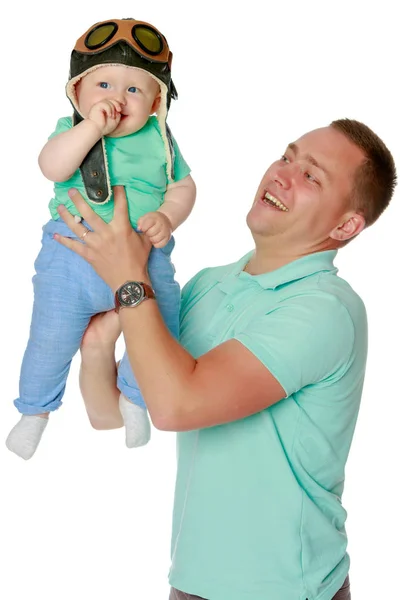 Ο μπαμπάς κρατάει ένα μωρό — Φωτογραφία Αρχείου