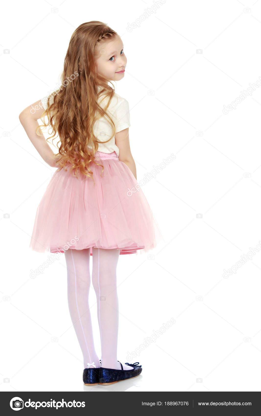 5 6 girl