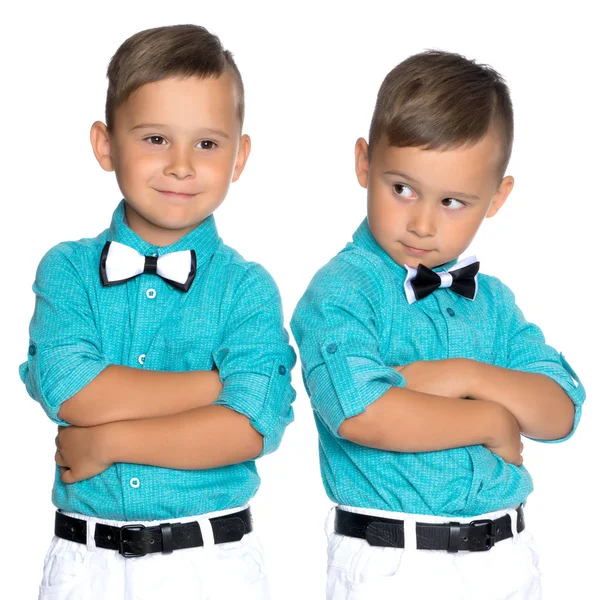 Deux garçons Gemini tristes — Photo