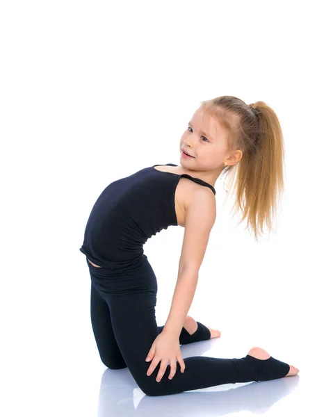 La gimnasta se prepara para realizar el ejercicio . —  Fotos de Stock