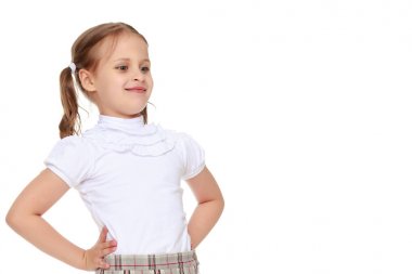 Güzel küçük bir kızın portresi.