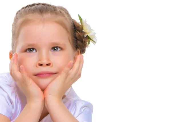 Porträt eines kleinen Mädchens in Nahaufnahme. — Stockfoto