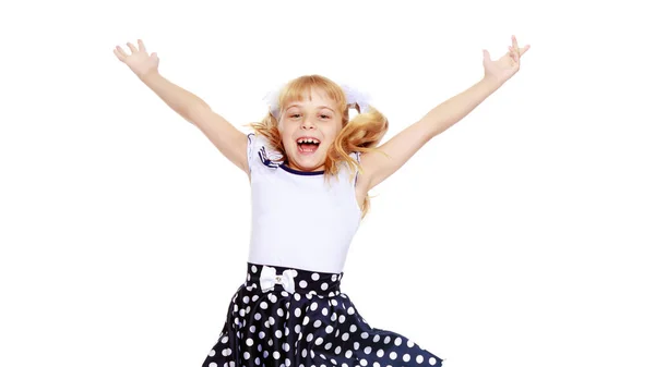 Niña saltando. Aislada sobre un fondo blanco . — Foto de Stock