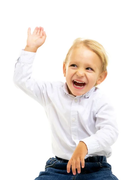 Guapo niño riendo.El concepto de una infancia feliz —  Fotos de Stock