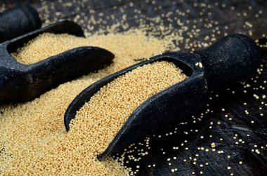 Amaranth tablo üzerine