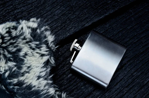 Metalik şişe alkol tablo için