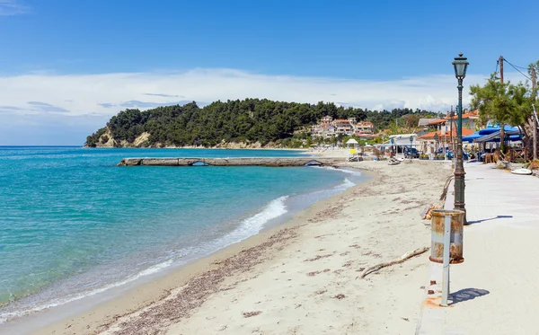 Krásné pláži v městečku Siviri vesnici, Chalkidiki, Řecko. Stock Snímky
