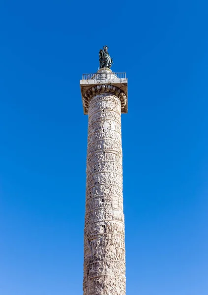 Sloupec Marcus Aurelius, Řím, Itálie — Stock fotografie