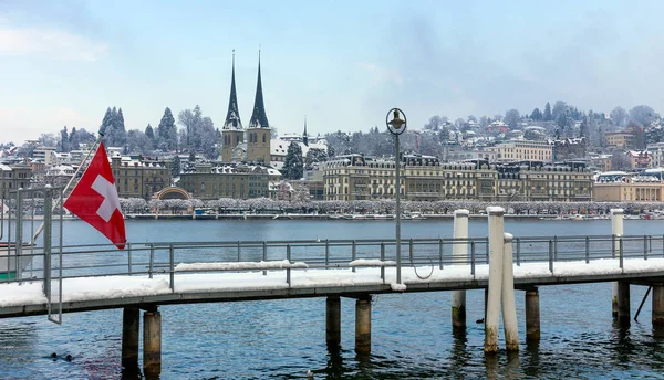 Luzern in de winter, Zwitserland. — Stockfoto