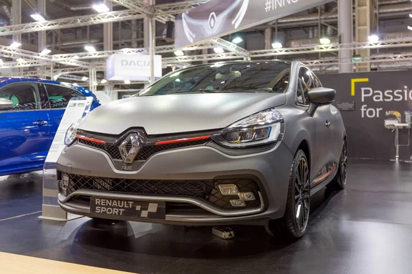 ATENAS, GRÉCIA - NOVEMBRO 14, 2017: Renault Clio RS no Aftokinisi-Fisikon 2017 Motor Show . — Fotografia de Stock