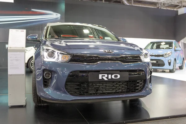 ATENAS, GRÉCIA - NOVEMBRO 14, 2017: Kia Rio IV no Aftokinisi-Fisikon 2017 Motor Show . — Fotografia de Stock