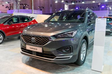 Atina, Yunanistan - 15 Kasım 2019: Aftokinisi 'de koltuk Tarraco 1.5 Tsi Her Zaman 2019 Motor Fuarı.