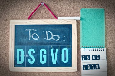 Yönetim Kurulu için yapmak Dsgvo (genel veri koruma Yönetmeliği) İngilizce için yapmak Gdpr (genel veri koruma Yönetmeliği) bir dizüstü bilgisayar ve asma kilit Dsgvo AB 25.05.2018 üzerinde giriş içinde