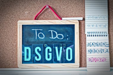 Yönetim Kurulu için yapmak Dsgvo (genel veri koruma Yönetmeliği) İngilizce için yapmak Gdpr (genel veri koruma Yönetmeliği) bir dizüstü bilgisayar ve asma kilit Dsgvo AB 25.05.2018 üzerinde giriş içinde