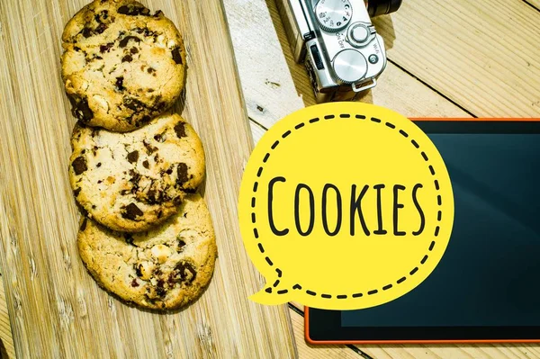 Aceite Cookies Com Tablet Para Ilustrar Banners Cookies Para Sites — Fotografia de Stock