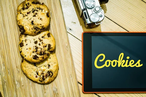 Cookies Mit Einem Tablet Akzeptieren Cookie Banner Für Webseiten Mit — Stockfoto