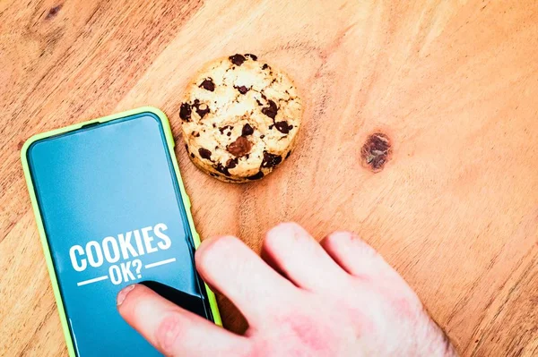 Akzeptieren Cookies Mit Einem Tablet Cookie Banner Für Webseiten Mit — Stockfoto
