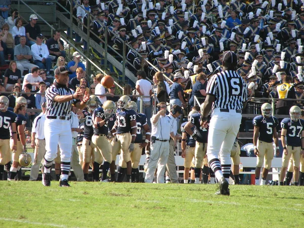 戴维斯, Ca-2006年10月15日: Uc 戴维斯 Aggies vs 中央阿肯色州熊足球比赛. — 图库照片