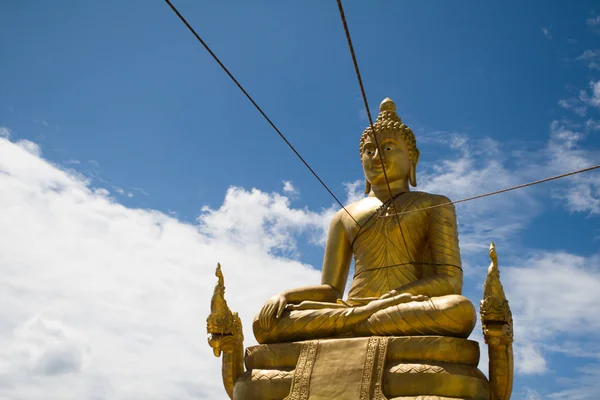 Großes buddha goldenes Denkmal im Bau — Stockfoto