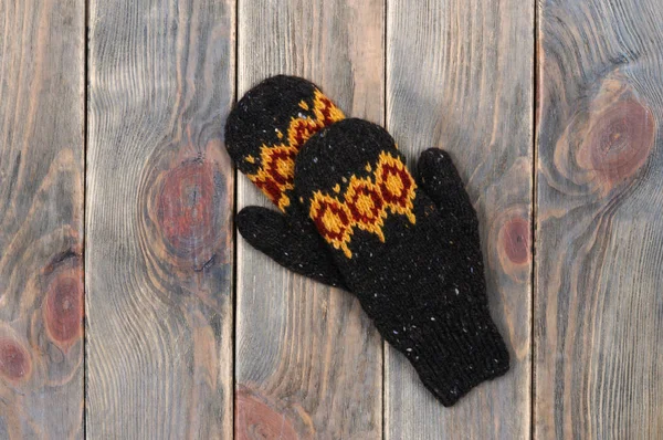 Brown mittens. View from above. — Stock Photo, Image