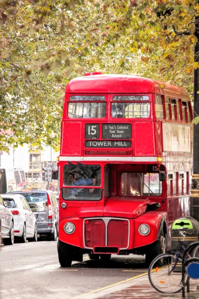 Régi piros emeletes busz, London, Egyesült Királyság — Stock Fotó